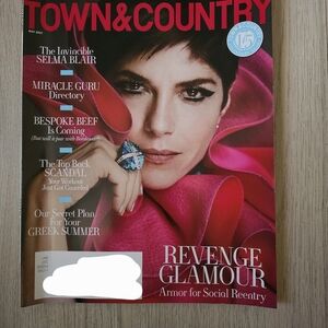 Town & Country Magazine May 2021 Issue